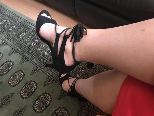 Queenfaev’ amazing feet