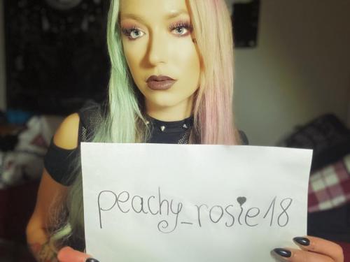 peachyrosie.x