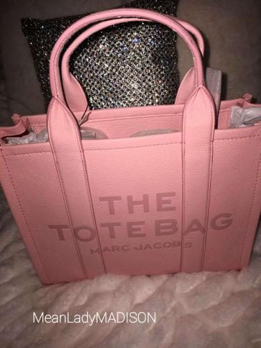 meanladymadison marc jacobs pink purse 8222024